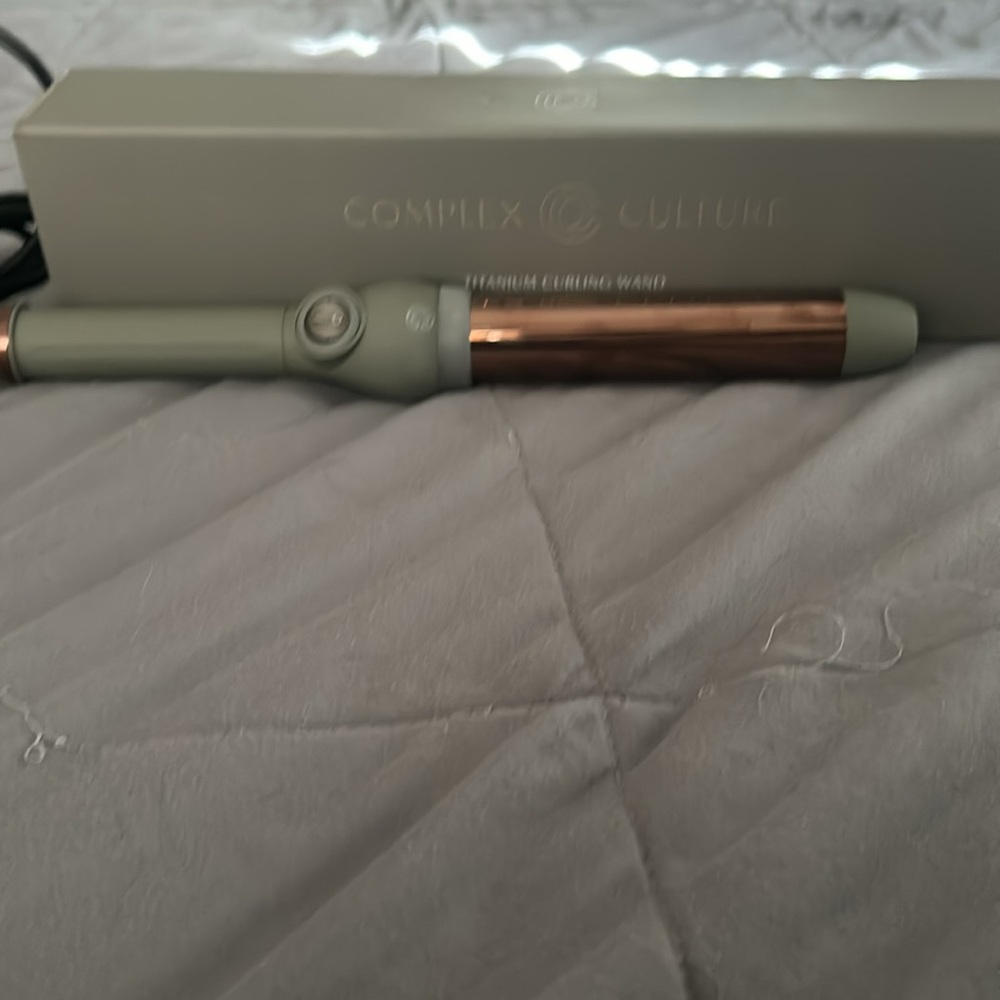 New Complex Culture titanium curling wand - Picture 2 of 2